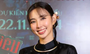 Hoa hậu Thùy Tiên đóng người hầu
