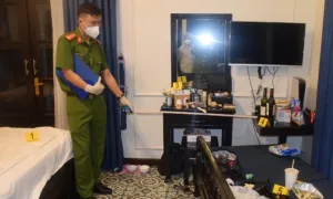 Hai người nước ngoài tử vong trong biệt thự