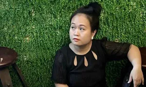 Bà chủ nhà hàng 'chỉ phục vụ khách nước ngoài' bị bắt