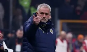 Mourinho kiện ngược Galatasaray