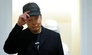 Elon Musk hứa không ngắt kết nối Starlink tại Ukraine